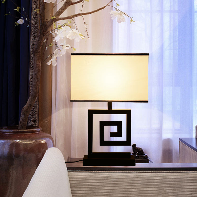 Retro Decorative Table Lamp – Stylish Lighting for Living Room