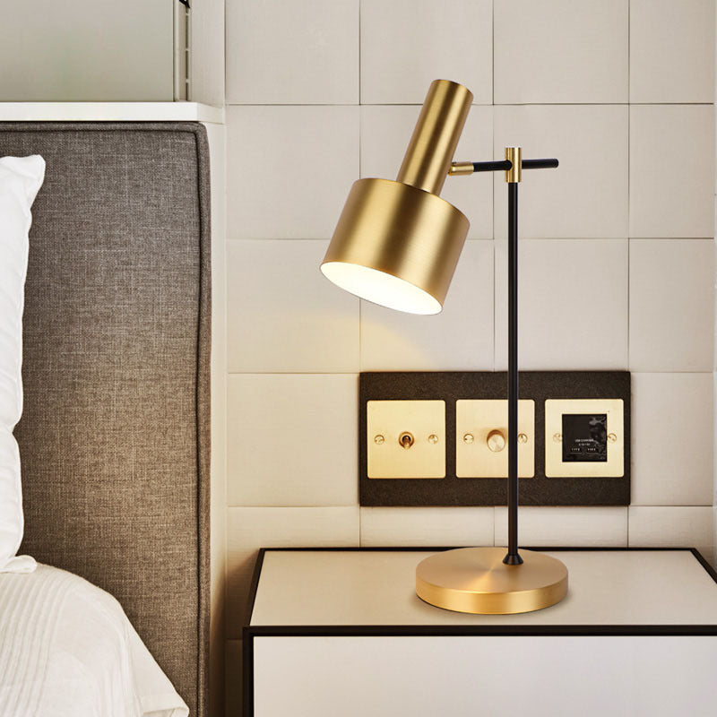 Modern American Luxury Table Lamp – Simple Elegant Lighting