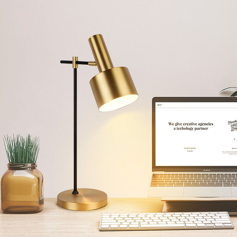 Modern American Luxury Table Lamp – Simple Elegant Lighting