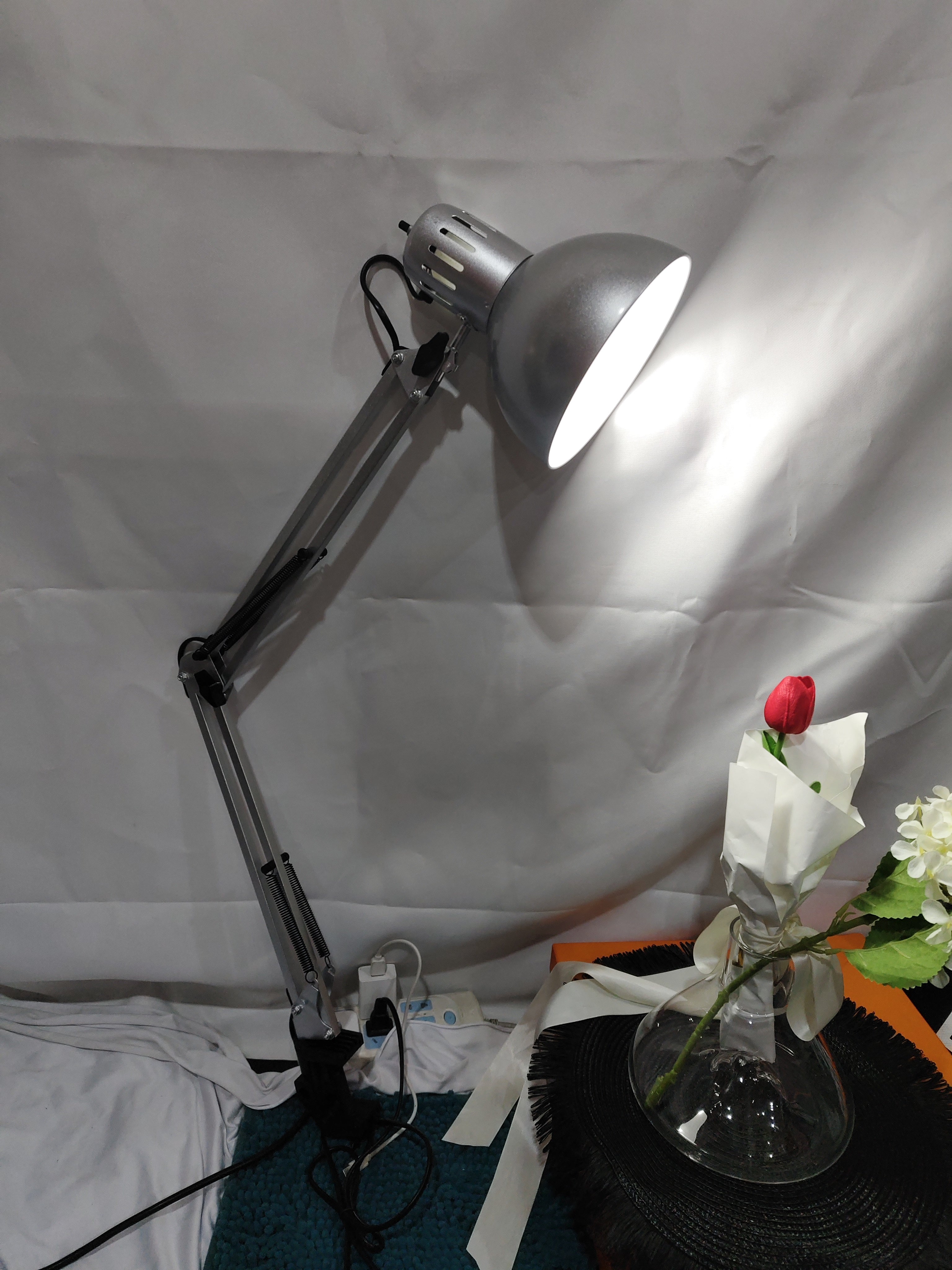 Cantilever LED Desk Lamp – Eye Protection, Metal Iron Table Lamp with Extra Long Arm