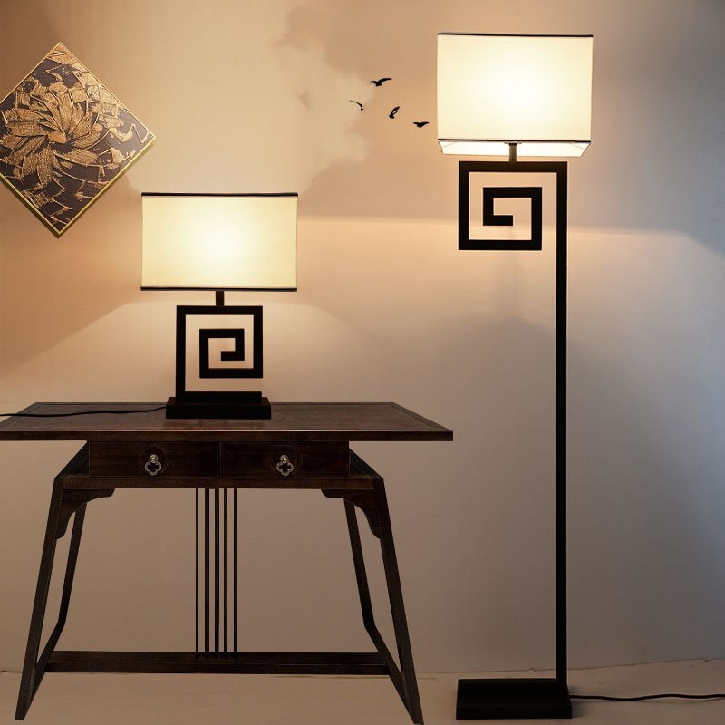 Retro Decorative Table Lamp – Stylish Lighting for Living Room