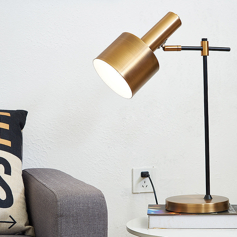 Modern American Luxury Table Lamp – Simple Elegant Lighting